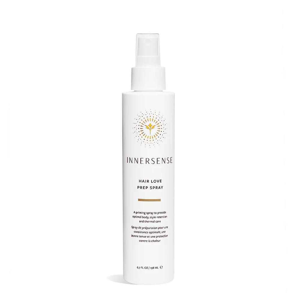 Innersense Hair Love Prep Spray flaske for volumen og varmebeskyttelse.