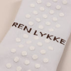 Skridsikre reformer-strømper fra REN LYKKE